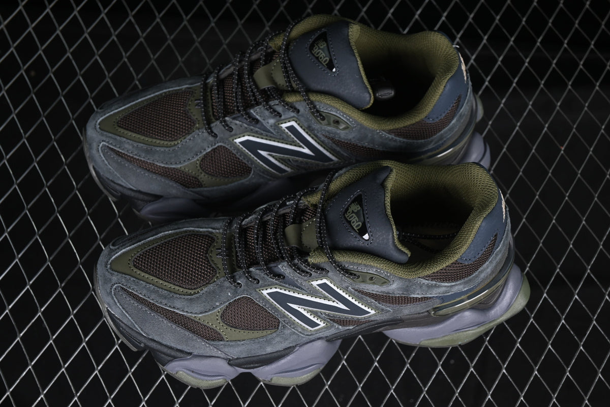 New Balance 9060, Dark Grey