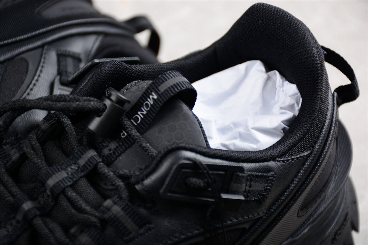Moncler Trailgrip GTX Low, Triple Black
