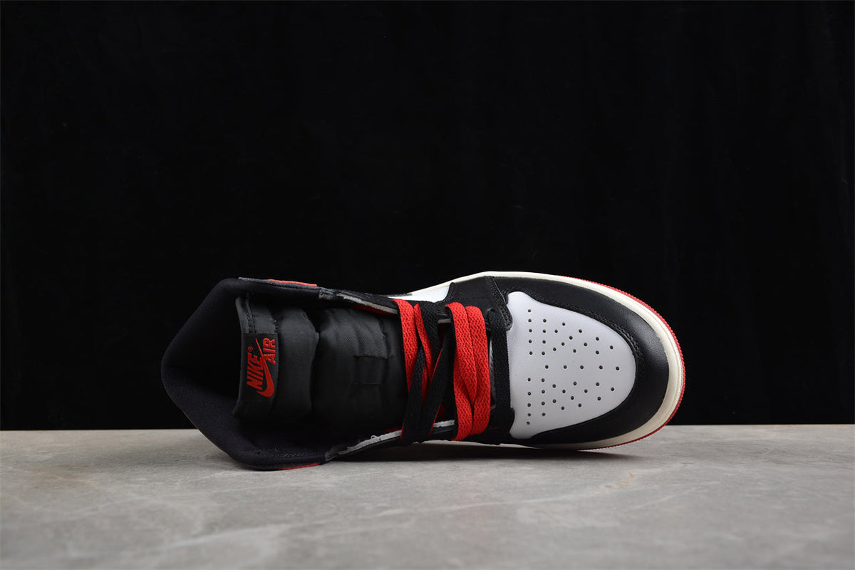 Air Jordan 1 Retro High OG, Black Toe Bred Edition