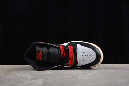 Air Jordan 1 Retro High OG, Black Toe Bred Edition