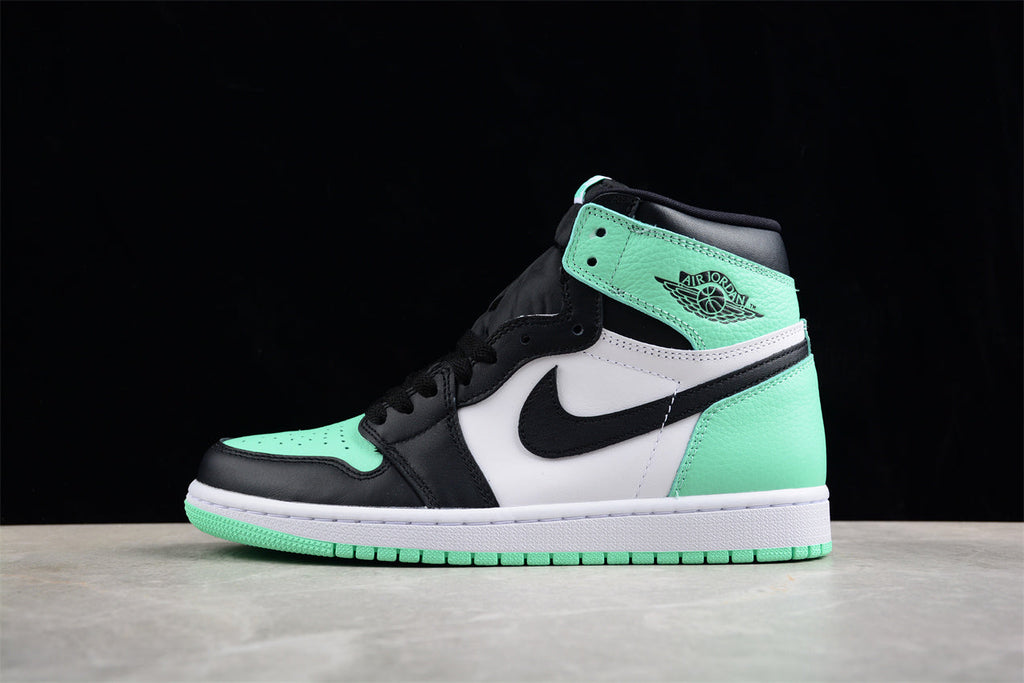 Air Jordan 1 Retro High OG Mint Green & Black