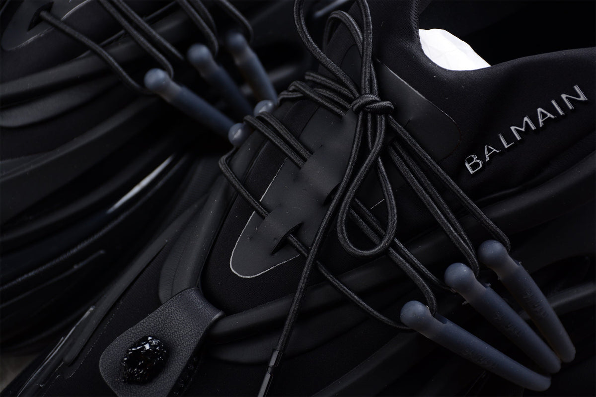 Balmain B-Runner Sneakers Triple Black, Luxus im monochromen Future-Design