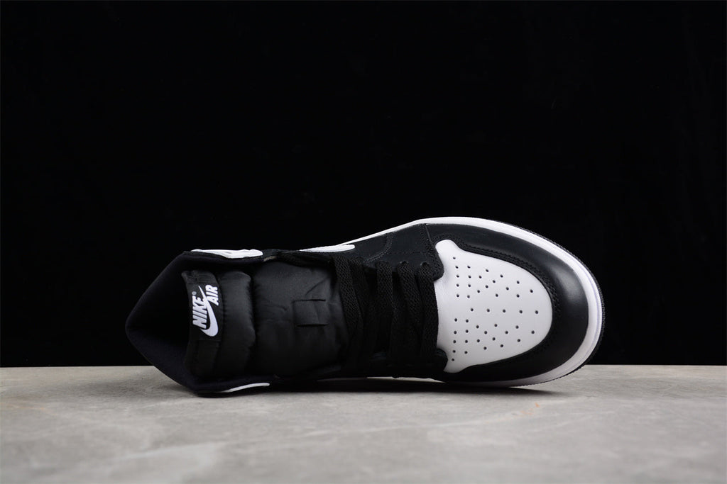 Air Jordan 1 High OG Reverse Panda