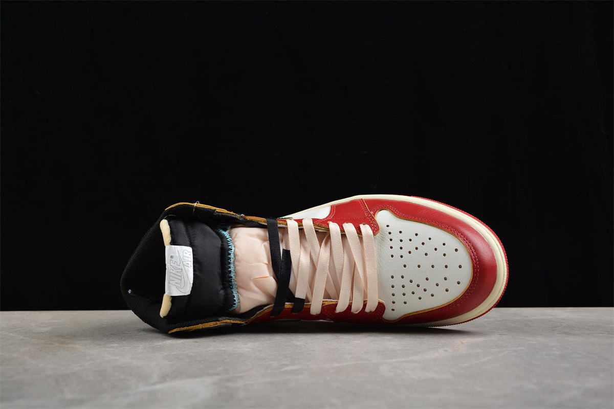 Air Jordan 1 Retro High OG x Union LA, Black Toe Edition