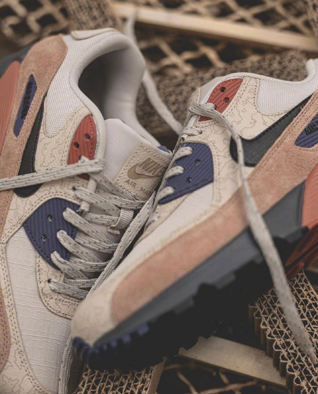 Nike Air Max 90 SE • Technology: Visible Air Max