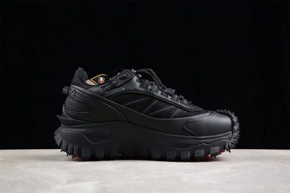 Moncler Trailgrip GTX Low, Triple Black