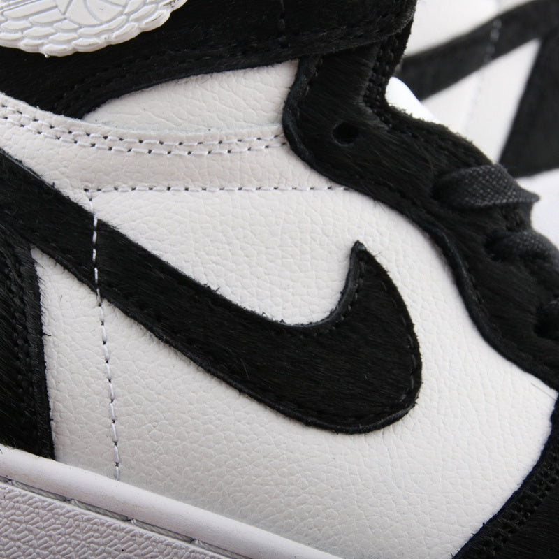 Air Jordan 1 Low “UNC”, a popular sneaker