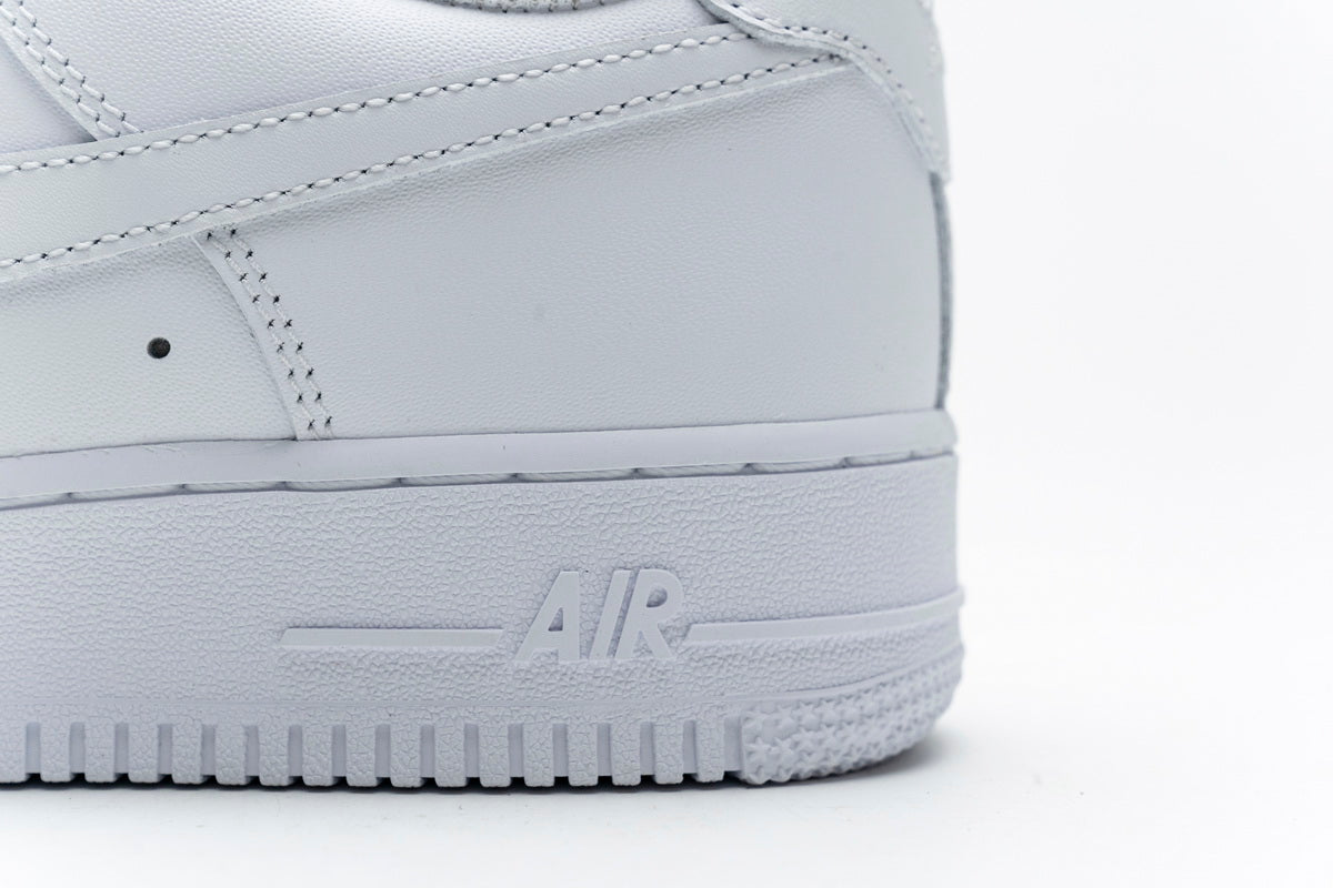 Nike Air Force 1 ’07, White