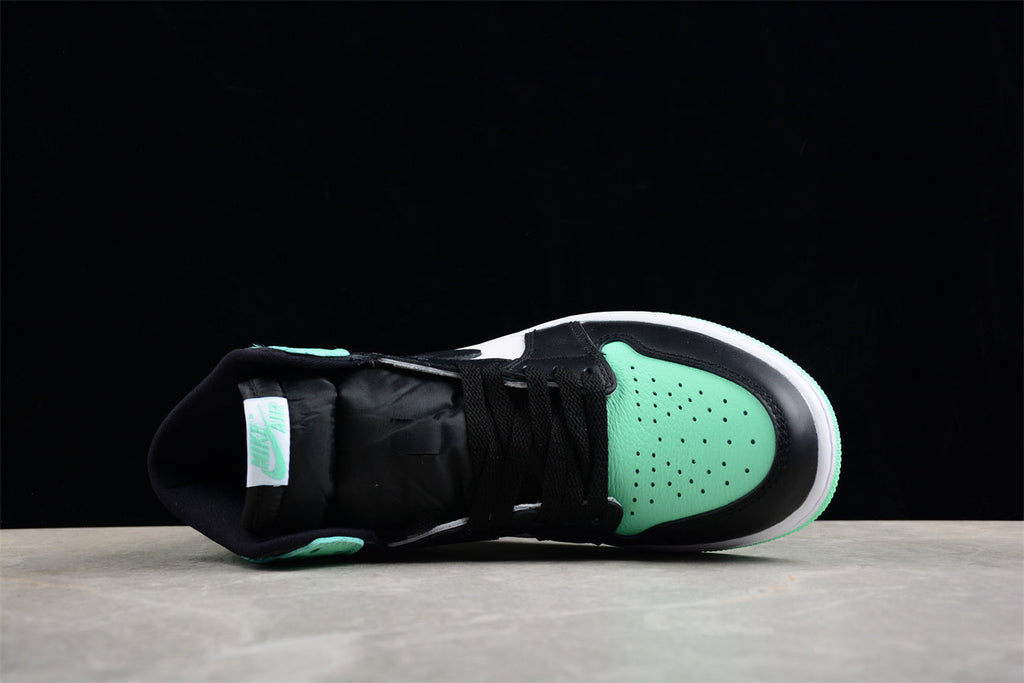 Air Jordan 1 Retro High OG Mint Green & Black