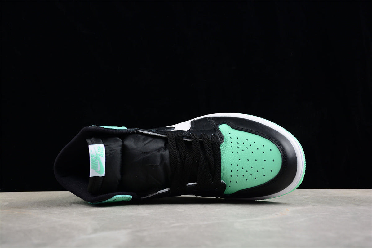 Air Jordan 1 Retro High OG Mint Green & Black