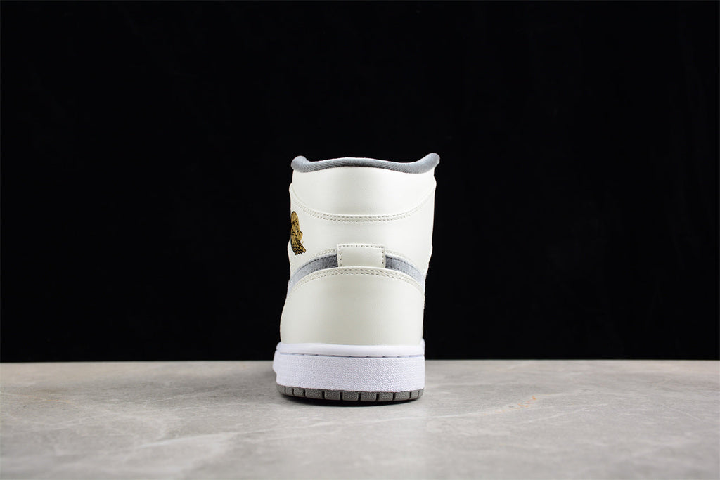 Air Jordan 1 Mid, Gray & White Edition