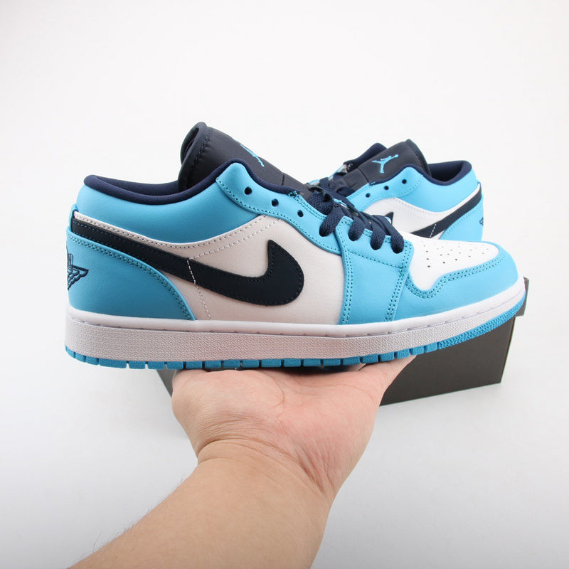 Air Jordan 1 Low “UNC” (University Blue).