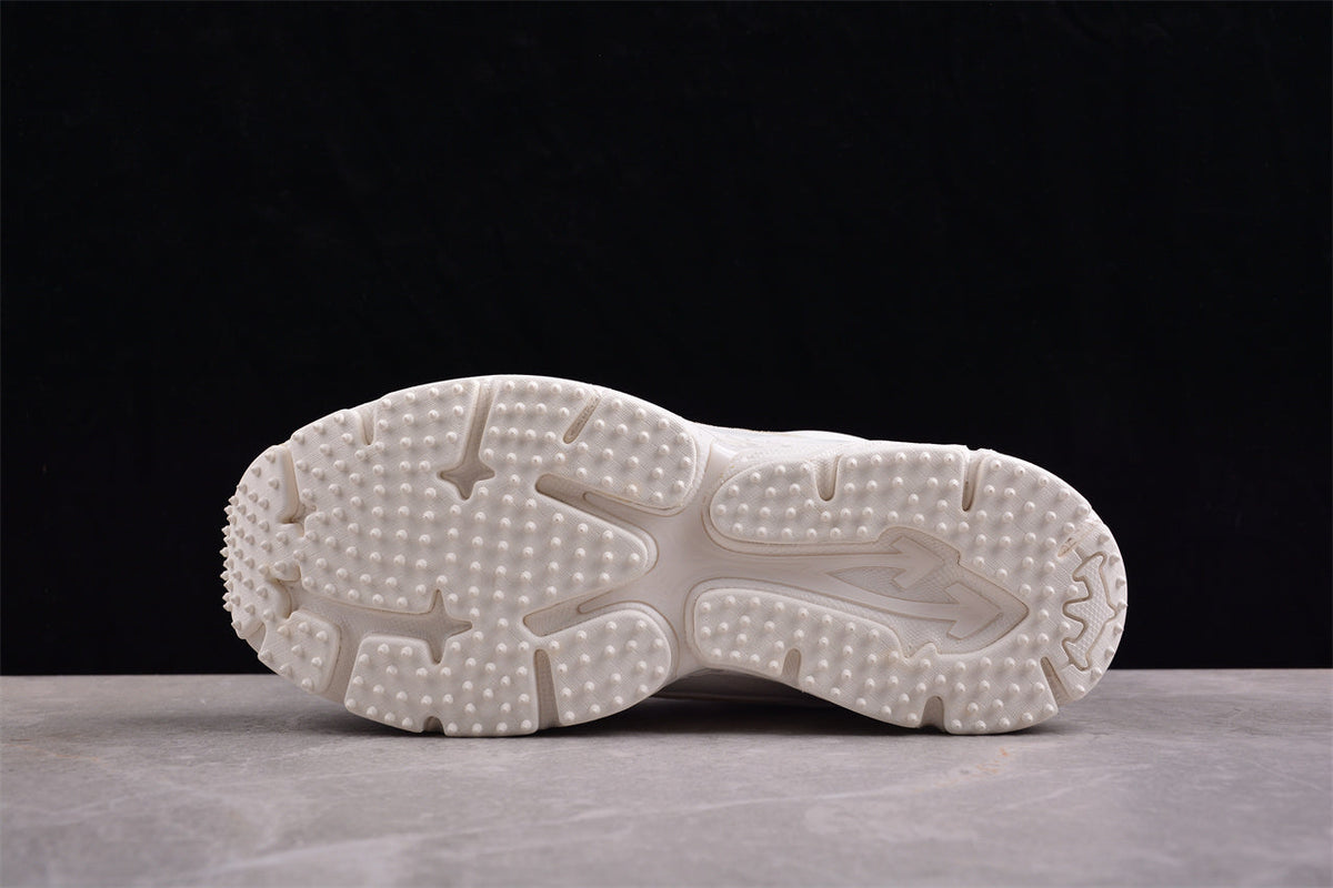 Off-White™ x Nike Zoom Vomero 5 “White/Silver”