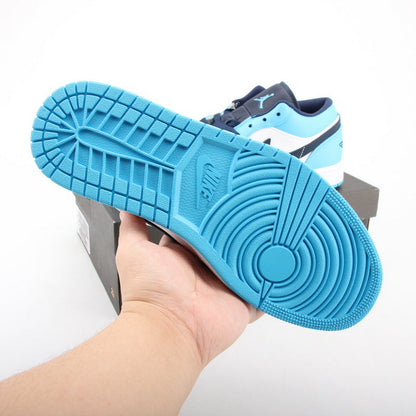Air Jordan 1 Low “UNC” (University Blue).