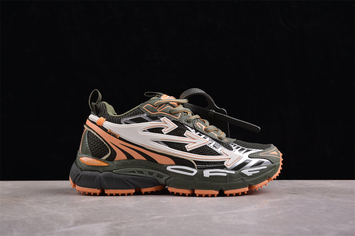 Off-White™ x Nike Zoom Vomero 5, Olivgrün/Orange/Weiß: Die Fusion aus Funktionalität, Design und Streetwear-Rebellion