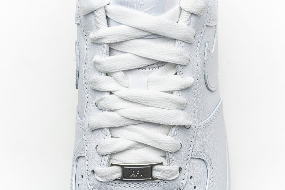 Nike Air Force 1 ’07, White