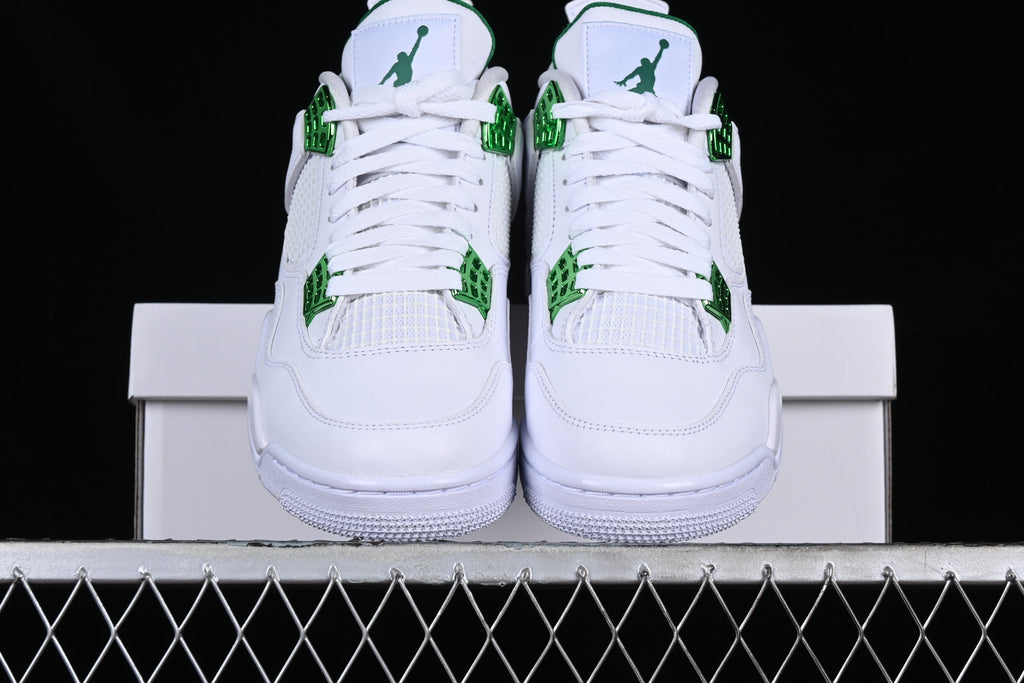 Air Jordan 4 Retro “Metallic Green