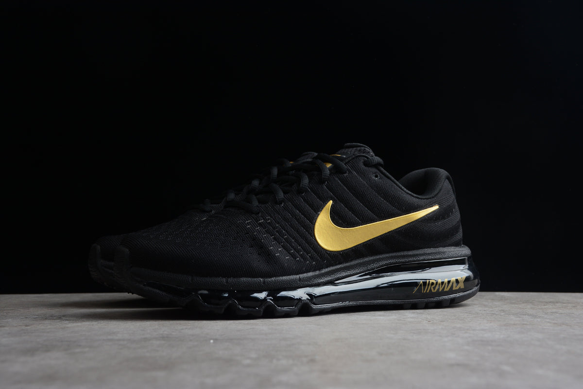 Nike Air Max 2017 in einer auffälligen Black/Gold-Farbkombination.