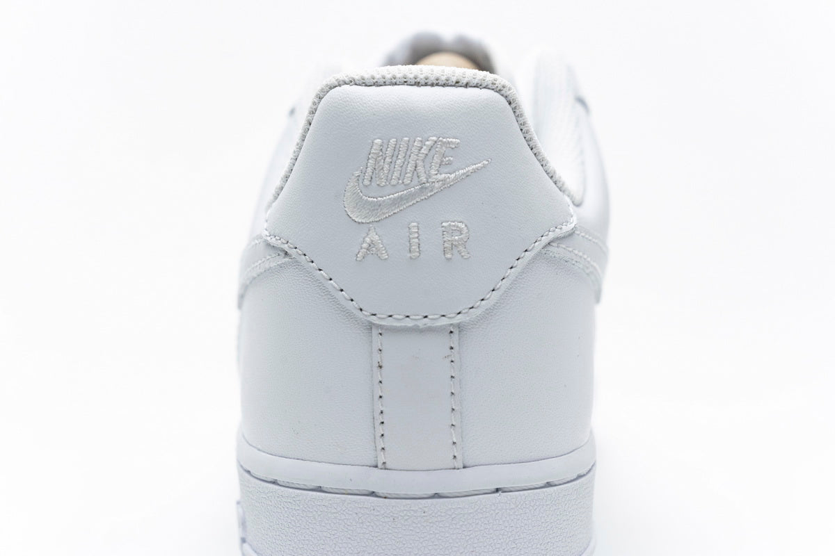 Nike Air Force 1 ’07, White