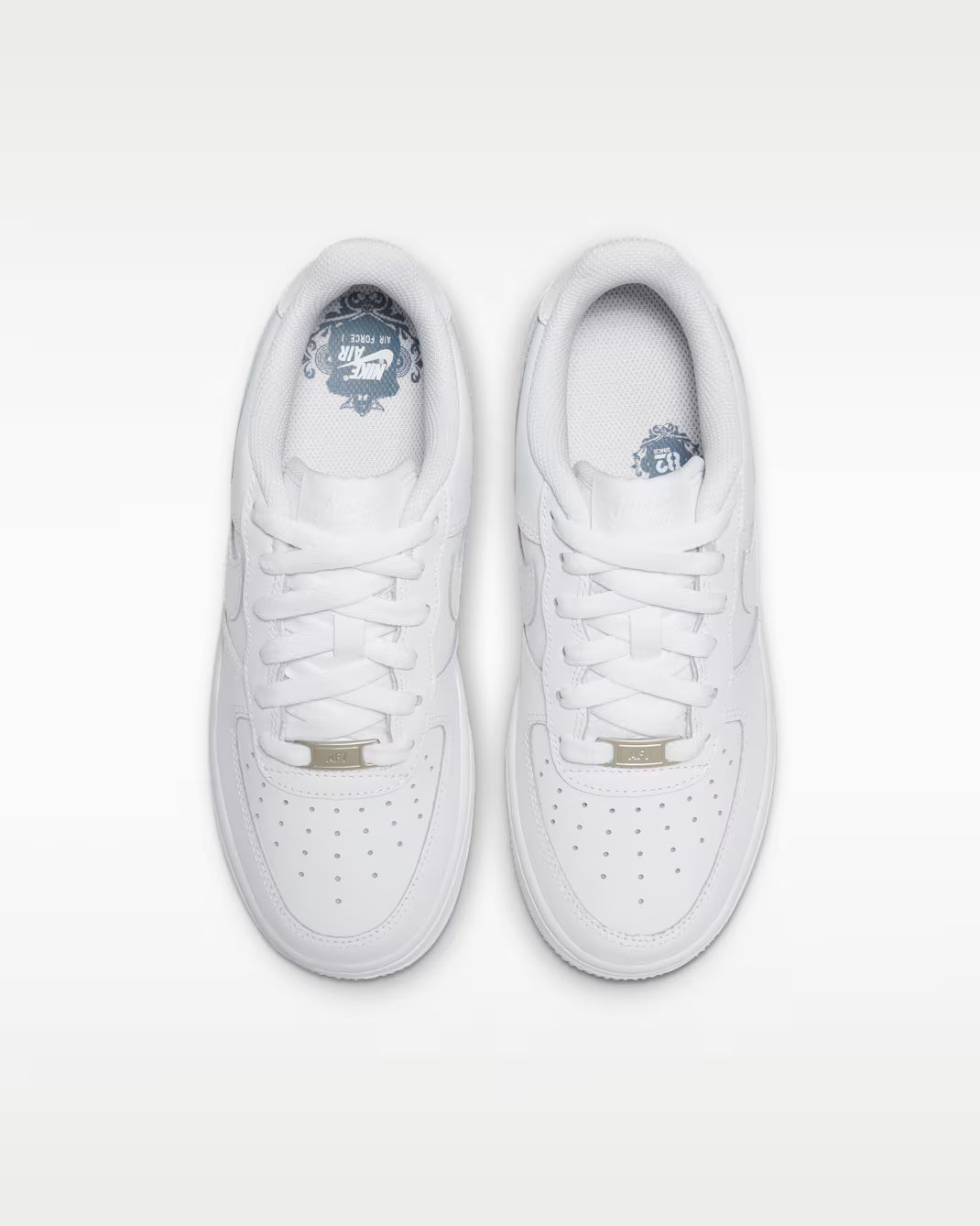 Nike Air Force 1 LE