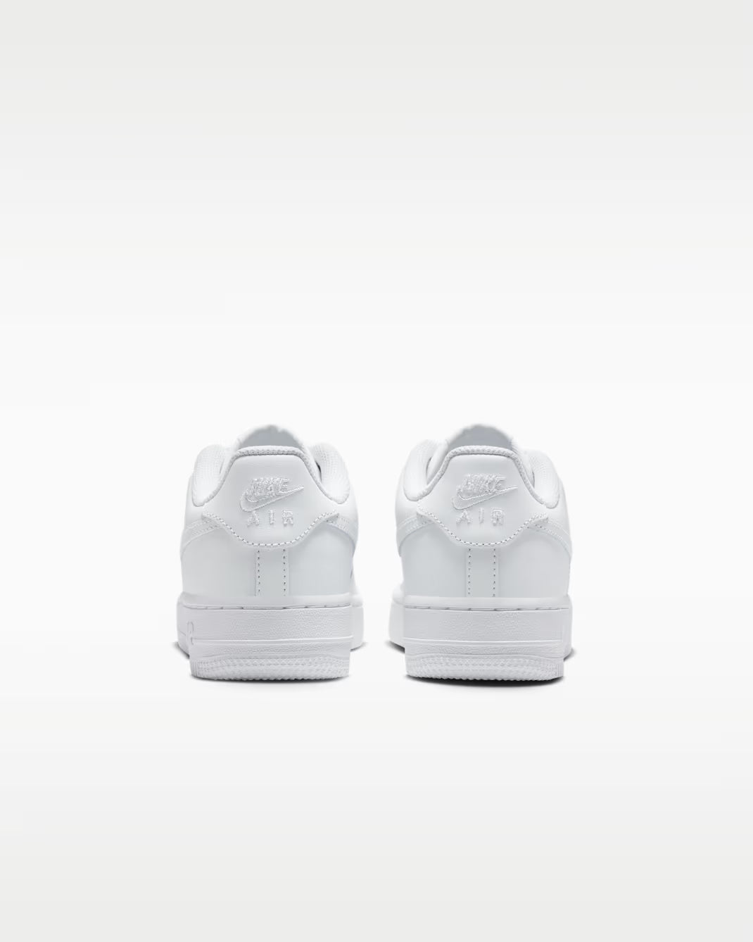Nike Air Force 1 LE