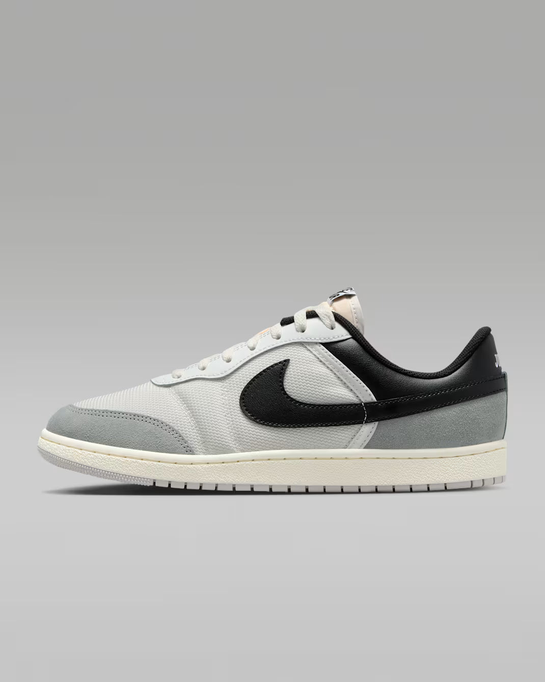 Air Jordan Skyline Low