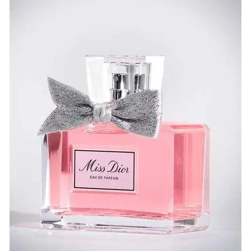 PARFUM MISS DIOR EAU DE PARFUM
Eau de Parfum VLP.LIFE