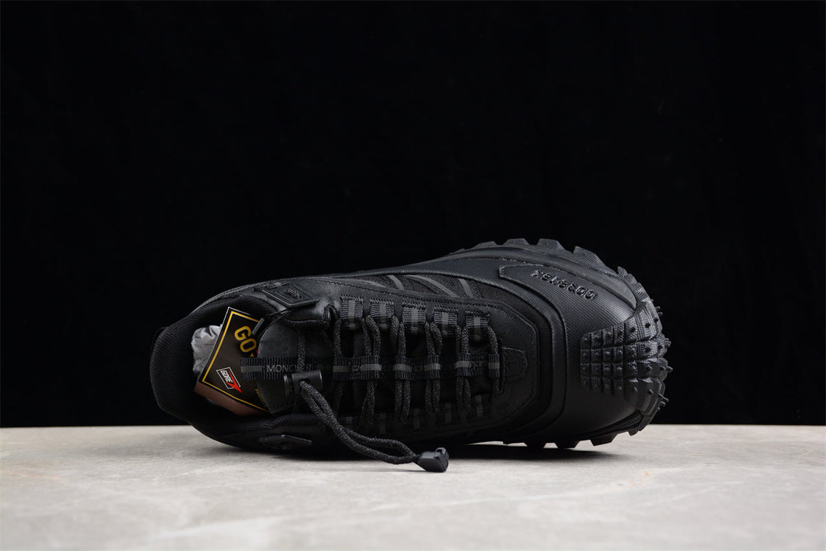 Moncler Trailgrip GTX Low, Triple Black