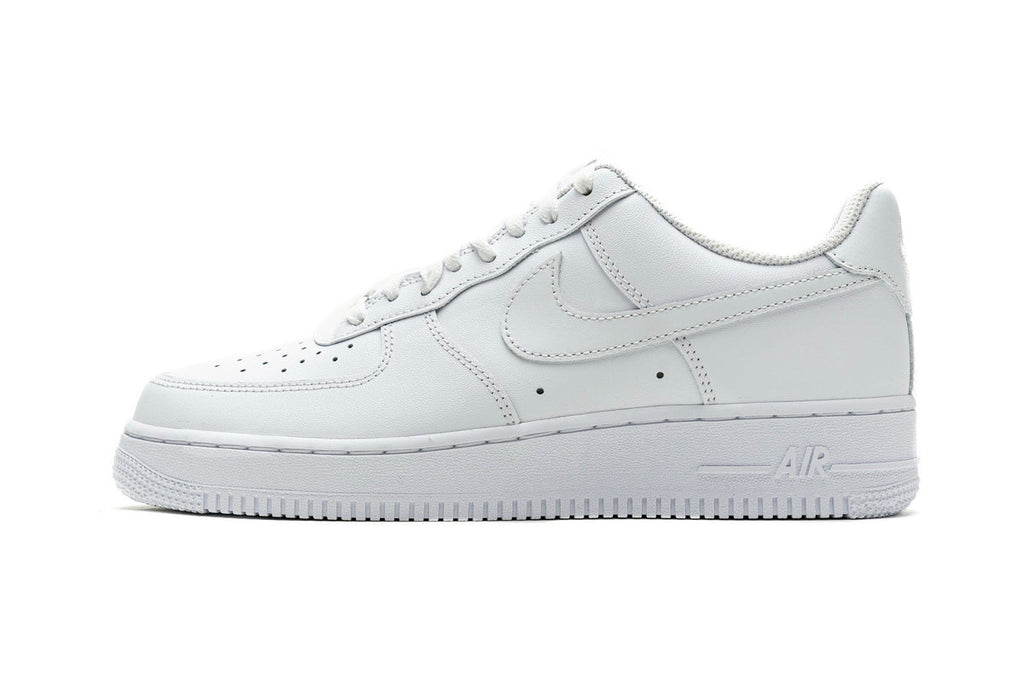 Nike Air Force 1 ’07, White