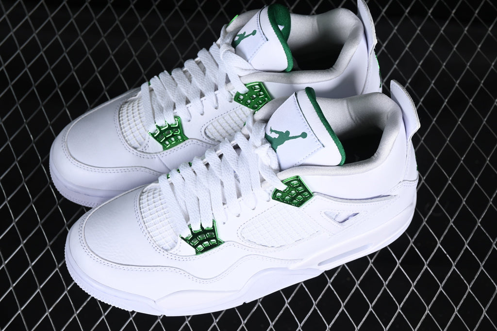 Air Jordan 4 Retro “Metallic Green