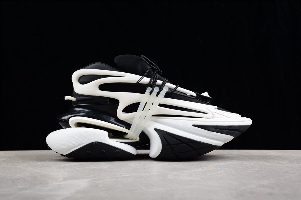 Balmain B-Runner Sneakers Black/White