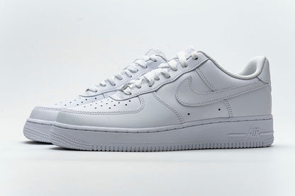 Nike Air Force 1 ’07, White