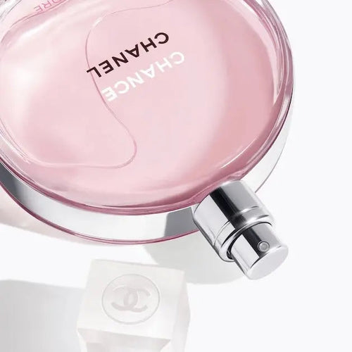 Chanel Chance Eau Tendre Eau de Parfum – A Delicate Symphony of Love, Freshness, and Elegance VLP.LIFE
