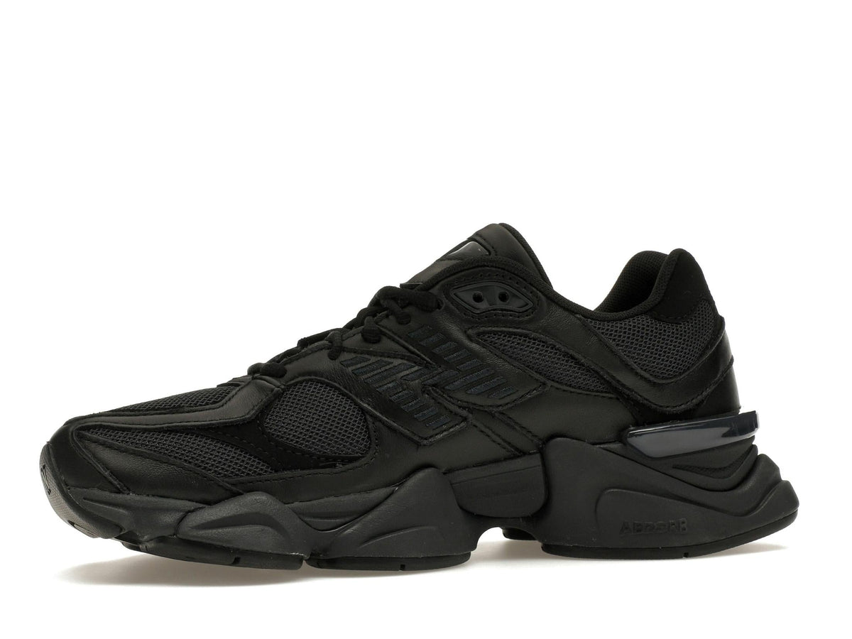 New Balance 9060 Triple Black, der perfekte Sneaker
