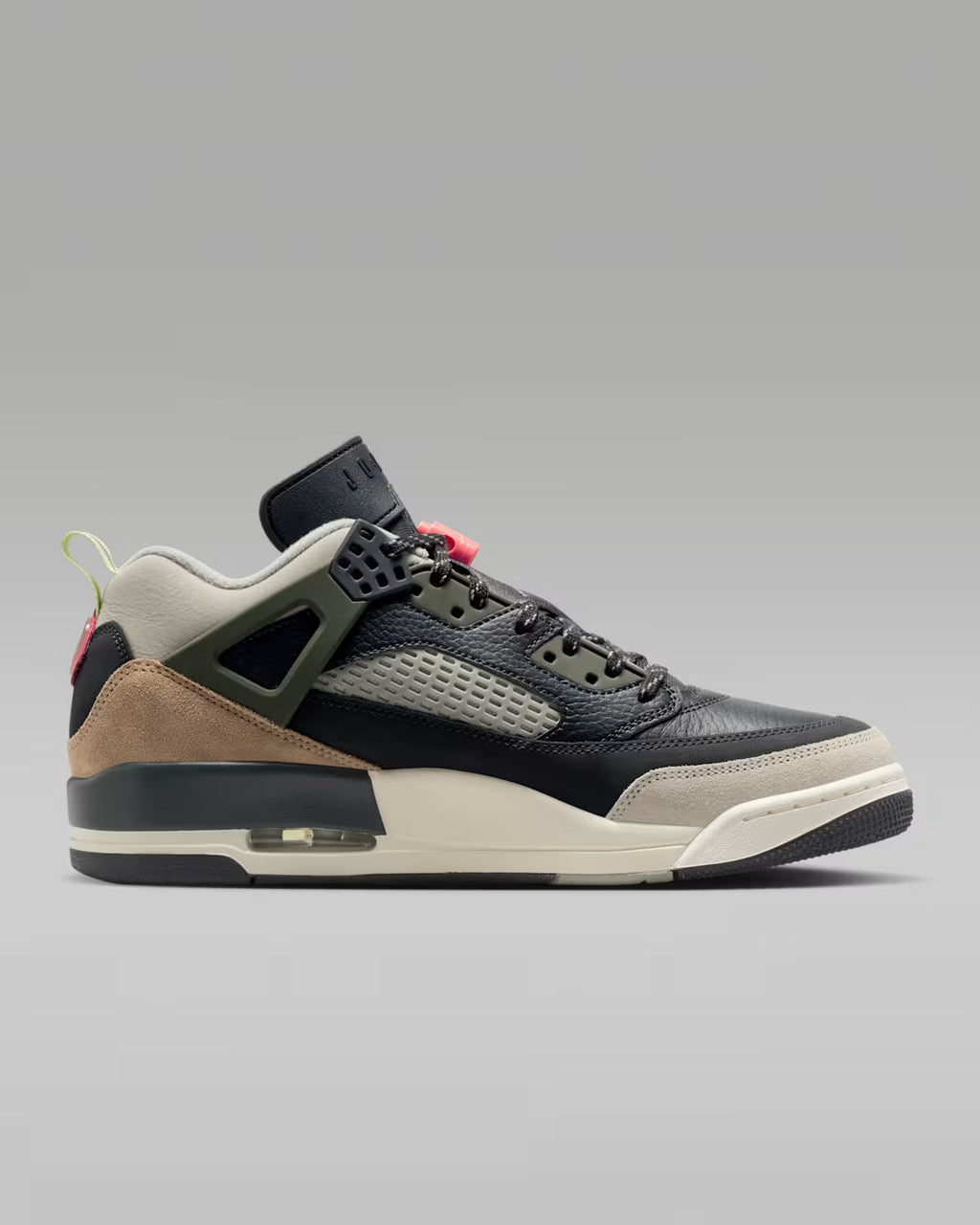 Jordan Spizike Low
