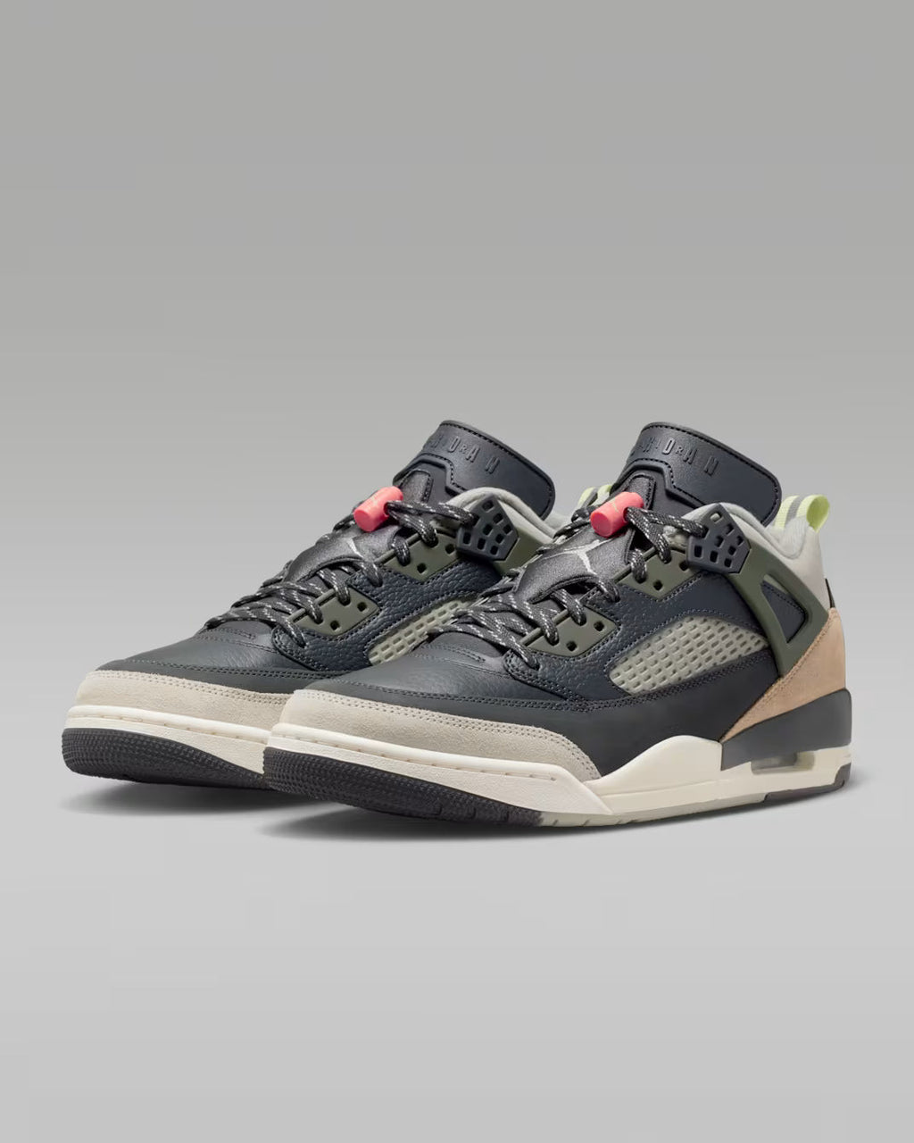 Jordan Spizike Low