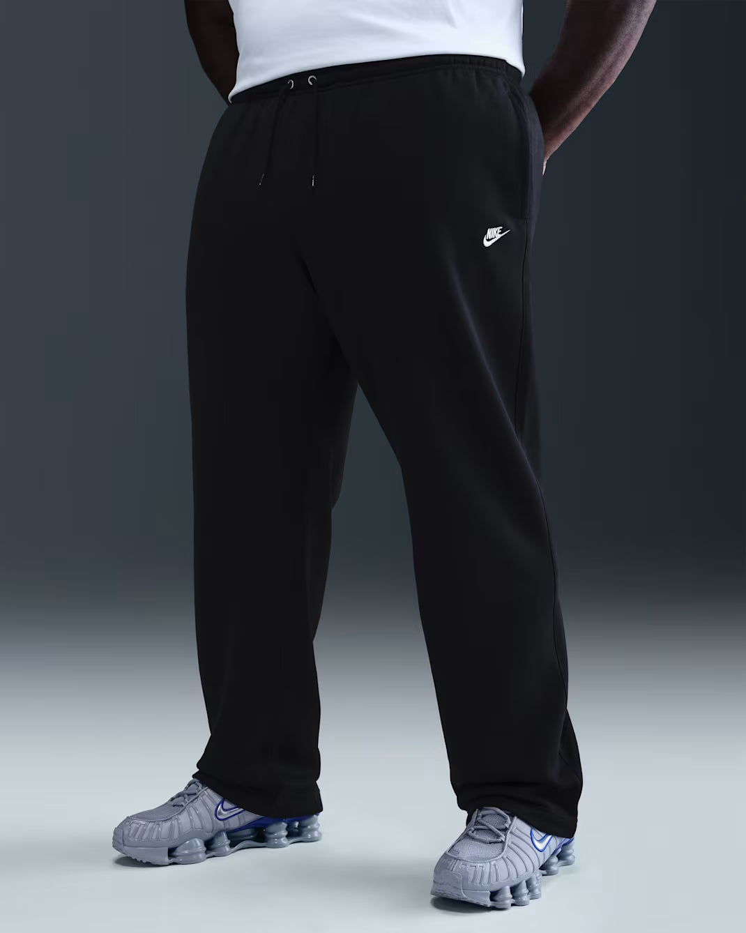 Nike Club Fleece trousers with raw hem (men's)