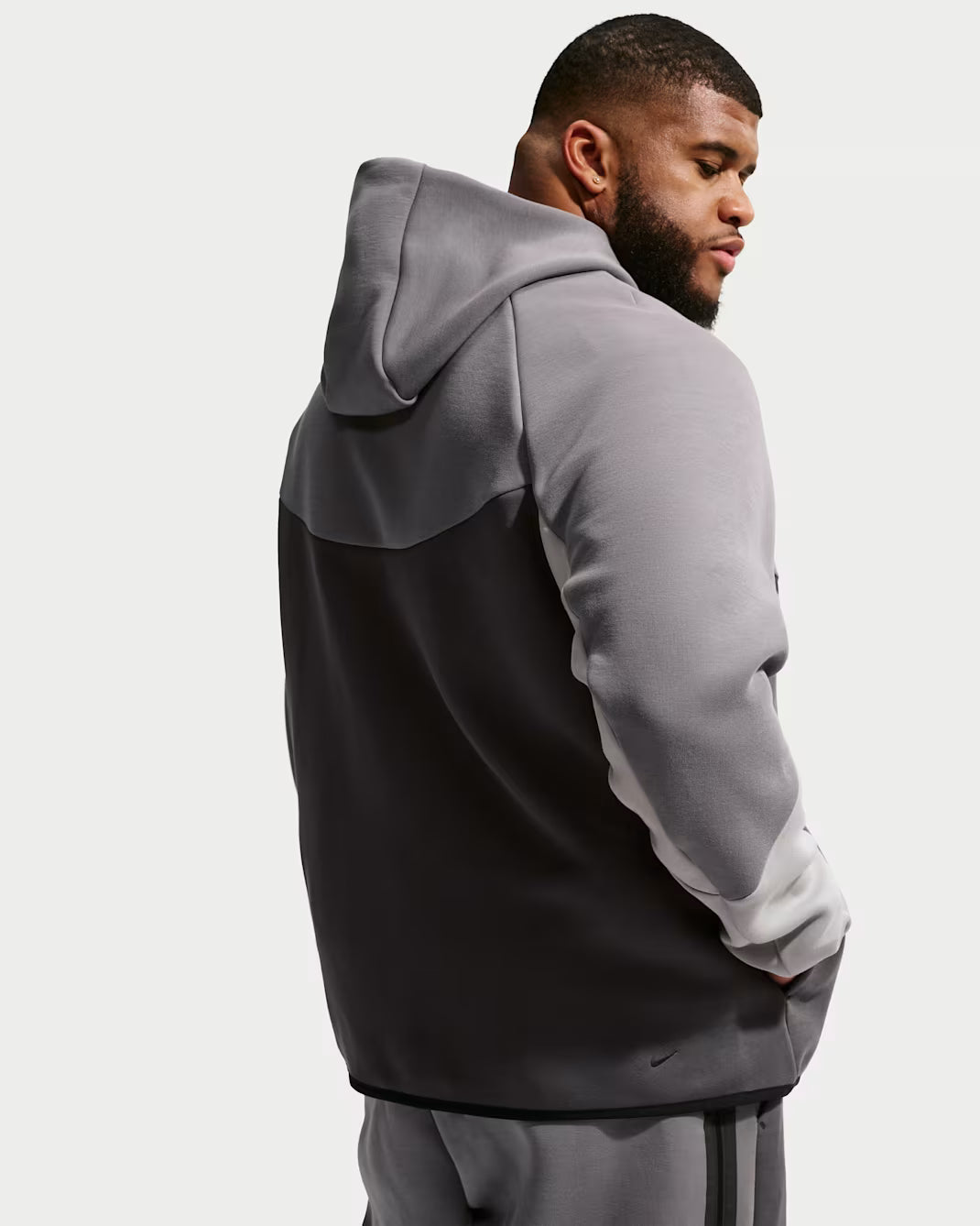 Nike Tech Windrunner fleece jacket with full-length zipper (men's)