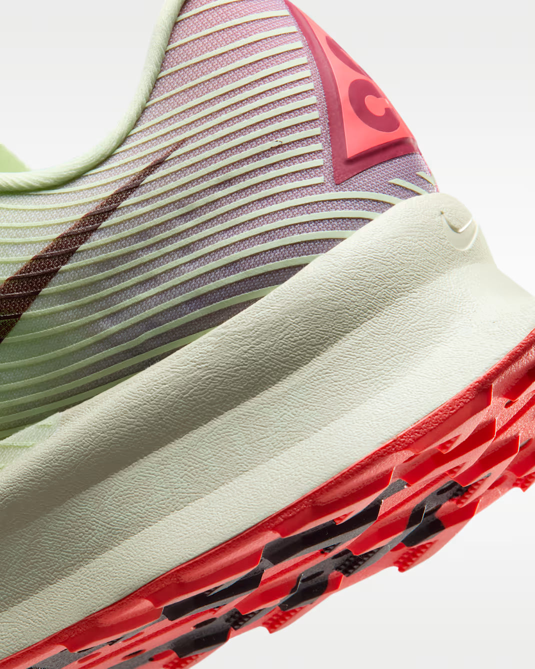 Nike ACG Ultrafly Trail