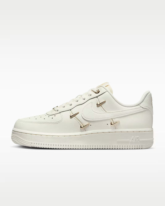 Nike Air Force 1 '07 LX