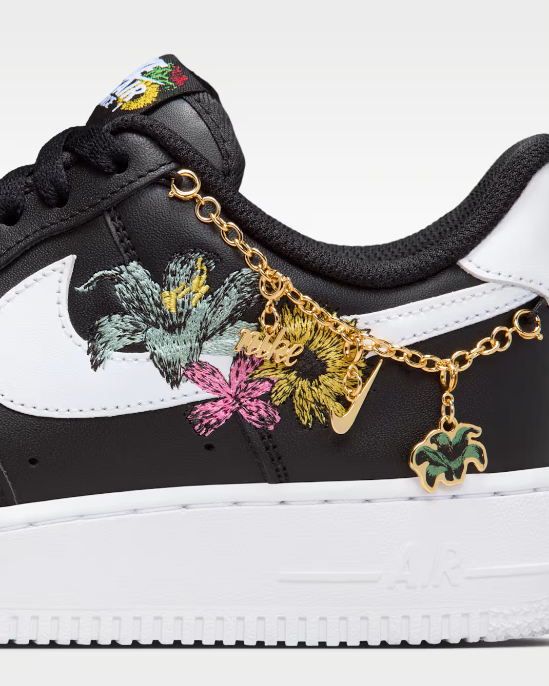 Nike Air Force 1 '07 Premium "Flowers"