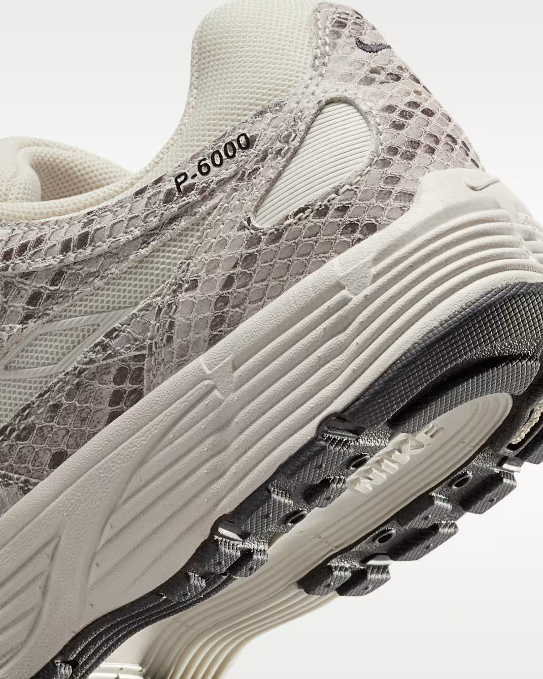 Nike P-6000 SE