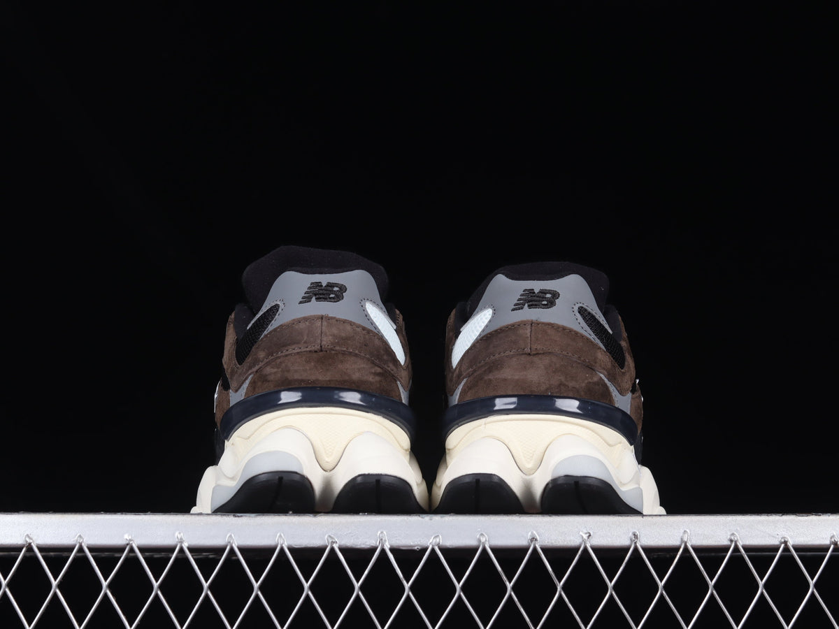 New Balance 9060 Collaboration, Black/Brown/Grey