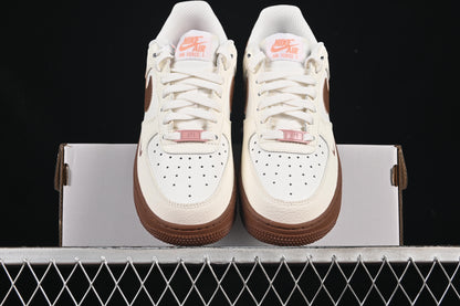 Nike Air Force 1 ’07 Low Ivory Flame