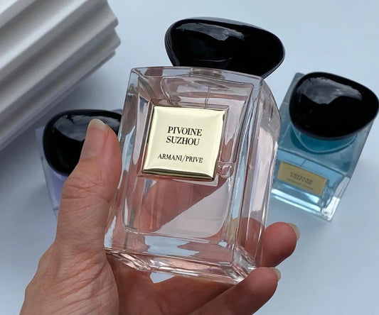 Armani Privé Pivoine Suzhou perfume. ARMANI