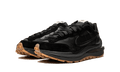 Nike Vaporwaffle sacai Black Gum