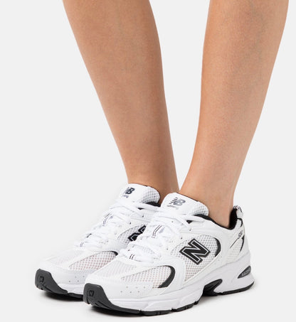 New Balance 530 | White / Black | supplied product photograph
